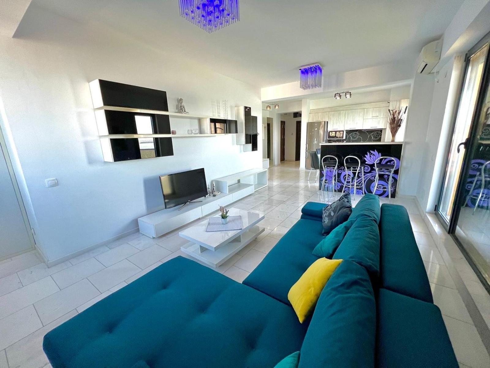 Sophia Lake View Suite มามายา ภายนอก รูปภาพ