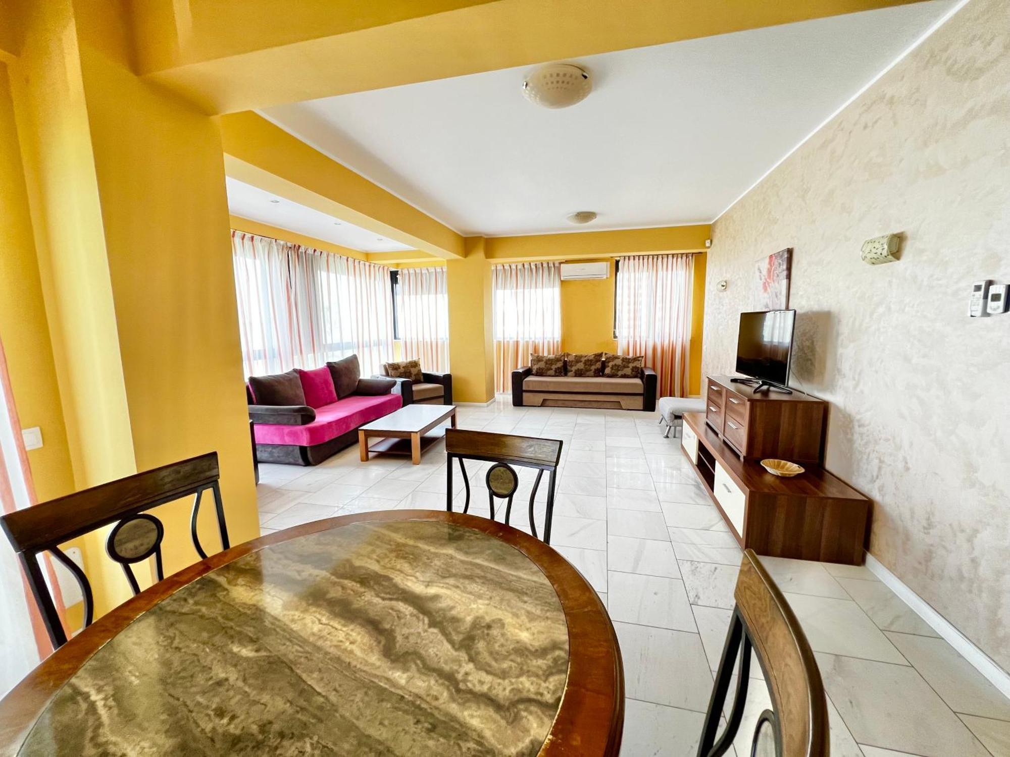 Sophia Lake View Suite มามายา ภายนอก รูปภาพ