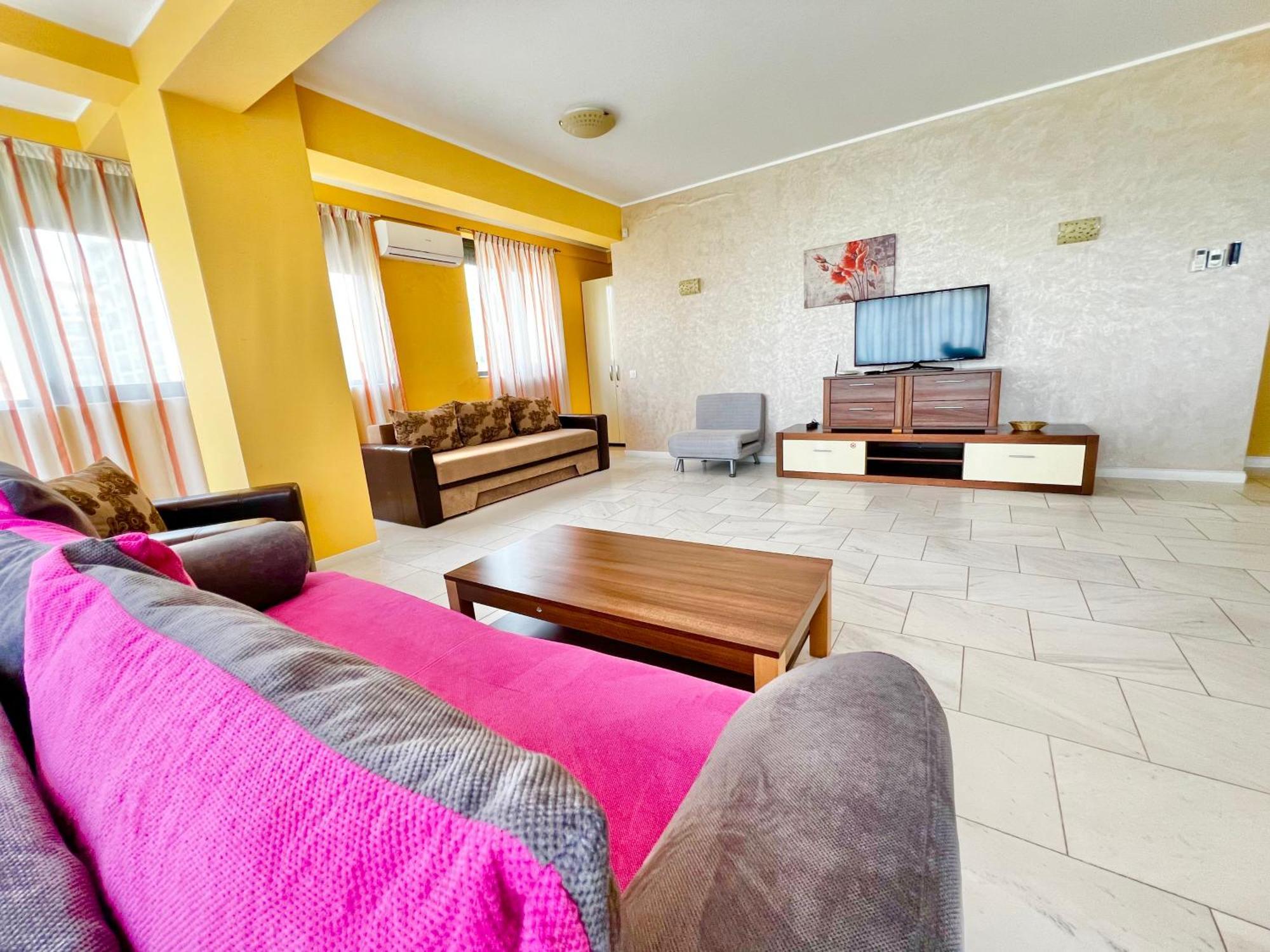 Sophia Lake View Suite มามายา ภายนอก รูปภาพ
